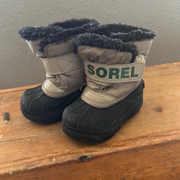 Sorel Other - Toddler Sorel Snow boots so cute great condition!